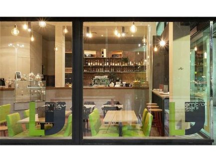 Arredamento per interno in metallo