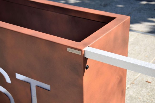 Fioriera in alluminio effetto ruggine