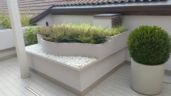 Floriere-armeedi-vasi -u-misura