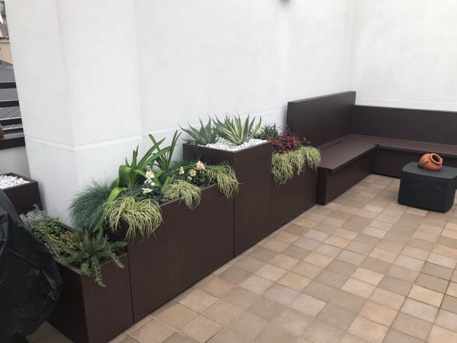 Floriere-armeedi-vasi -u-misura