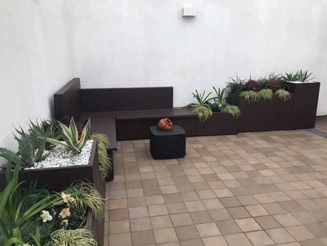 Floriere-armeedi-vasi -u-misura