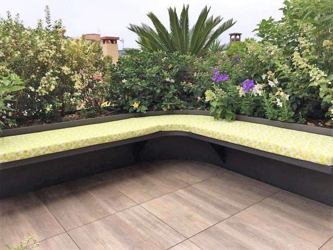 Fioriere e panche in alluminio Terrazza Milano
