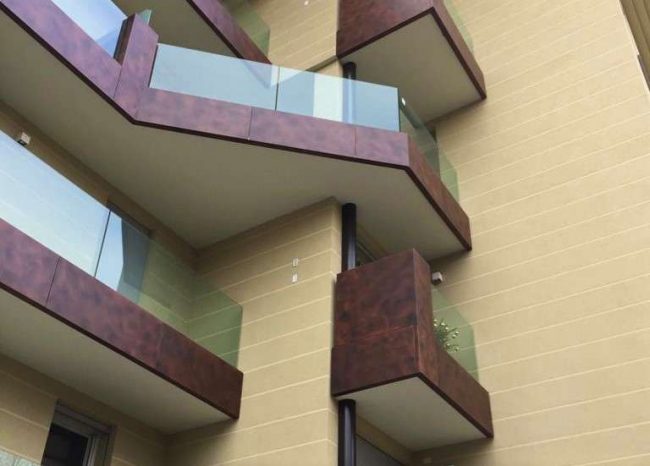 Rivestimento per balconi in Alluminio
