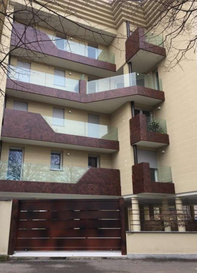 Rivestimento per balconi in Alluminio