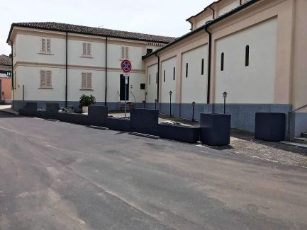 Fioriere da esterno arredo contract Martin Design