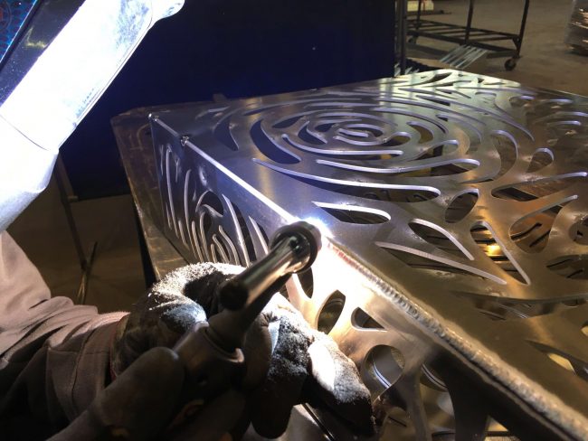 Copritermosifone Alluminio Taglio Laser