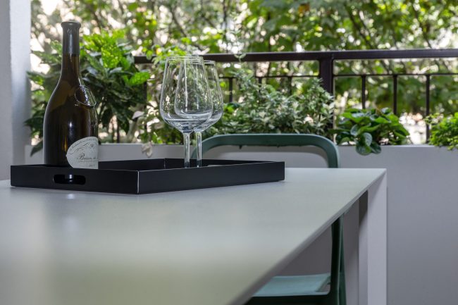 Tailor -made aluminum table