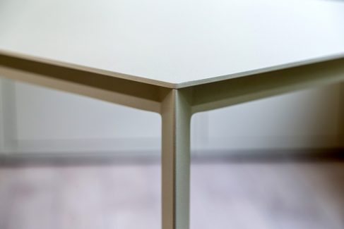 Tavolo Alluminio Su Misura