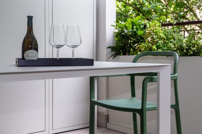 Tailor -made aluminum table